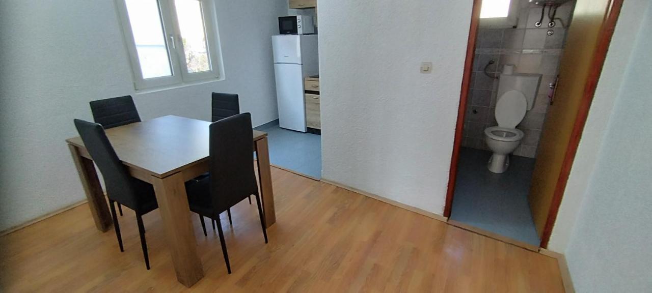 Apartments Andela Стариград-Пакленица Екстериор снимка