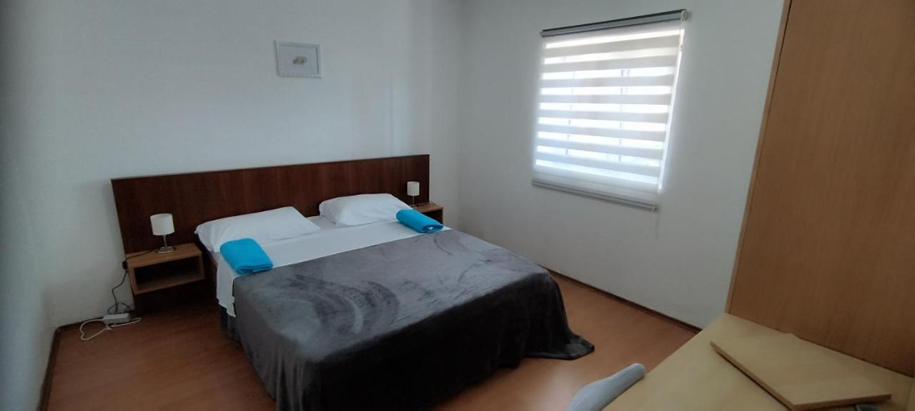 Apartments Andela Стариград-Пакленица Екстериор снимка