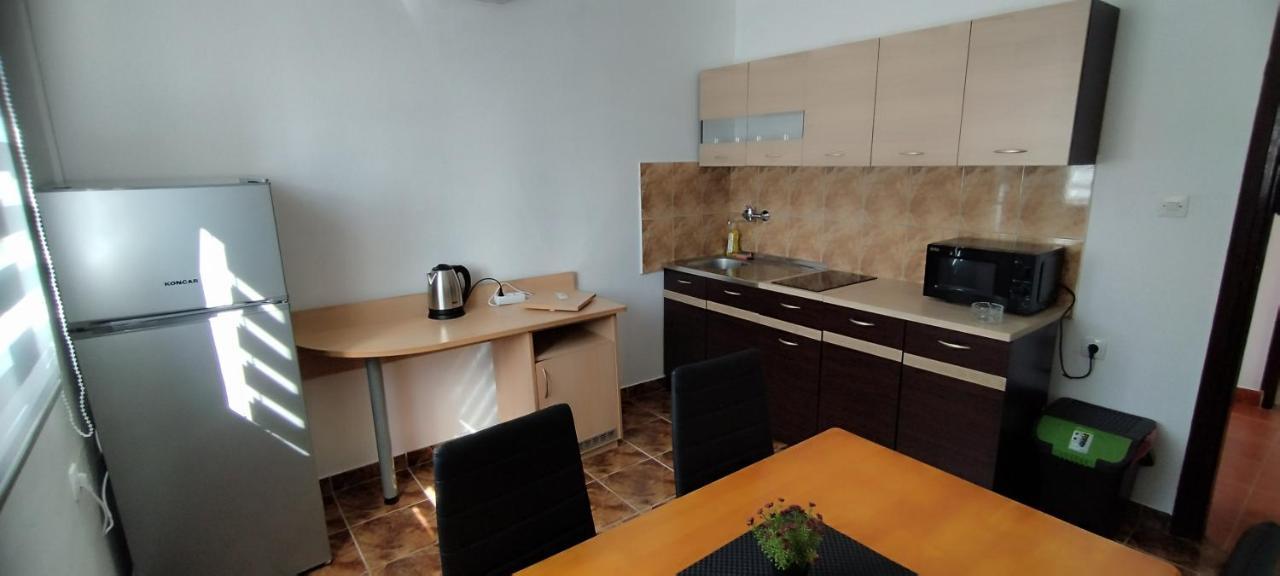 Apartments Andela Стариград-Пакленица Екстериор снимка